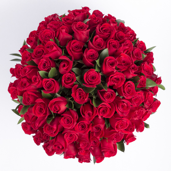 Send 100 Red Roses in Glass Vase to Vietnam