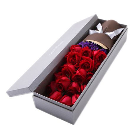 two dozen red roses box to vietnam